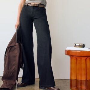 Abercrombie & Fitch Black Low Rise Ultra Loose Jean